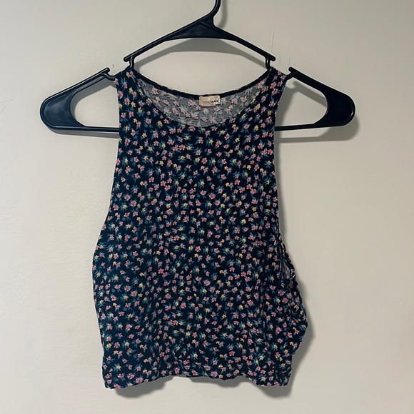 Garage floral tank top - Picture 1 of 5